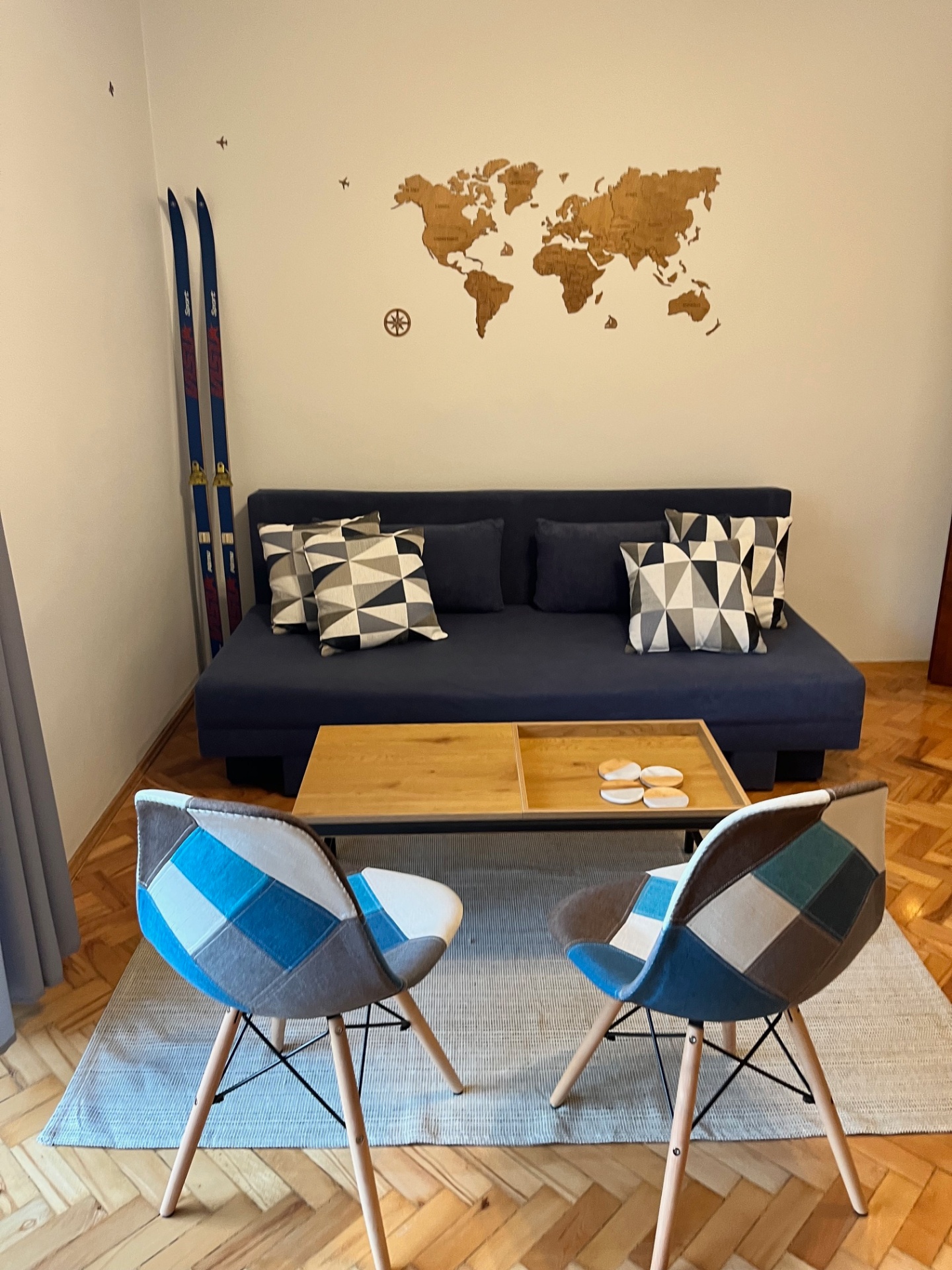 Salon — sofa i stolik kawowy